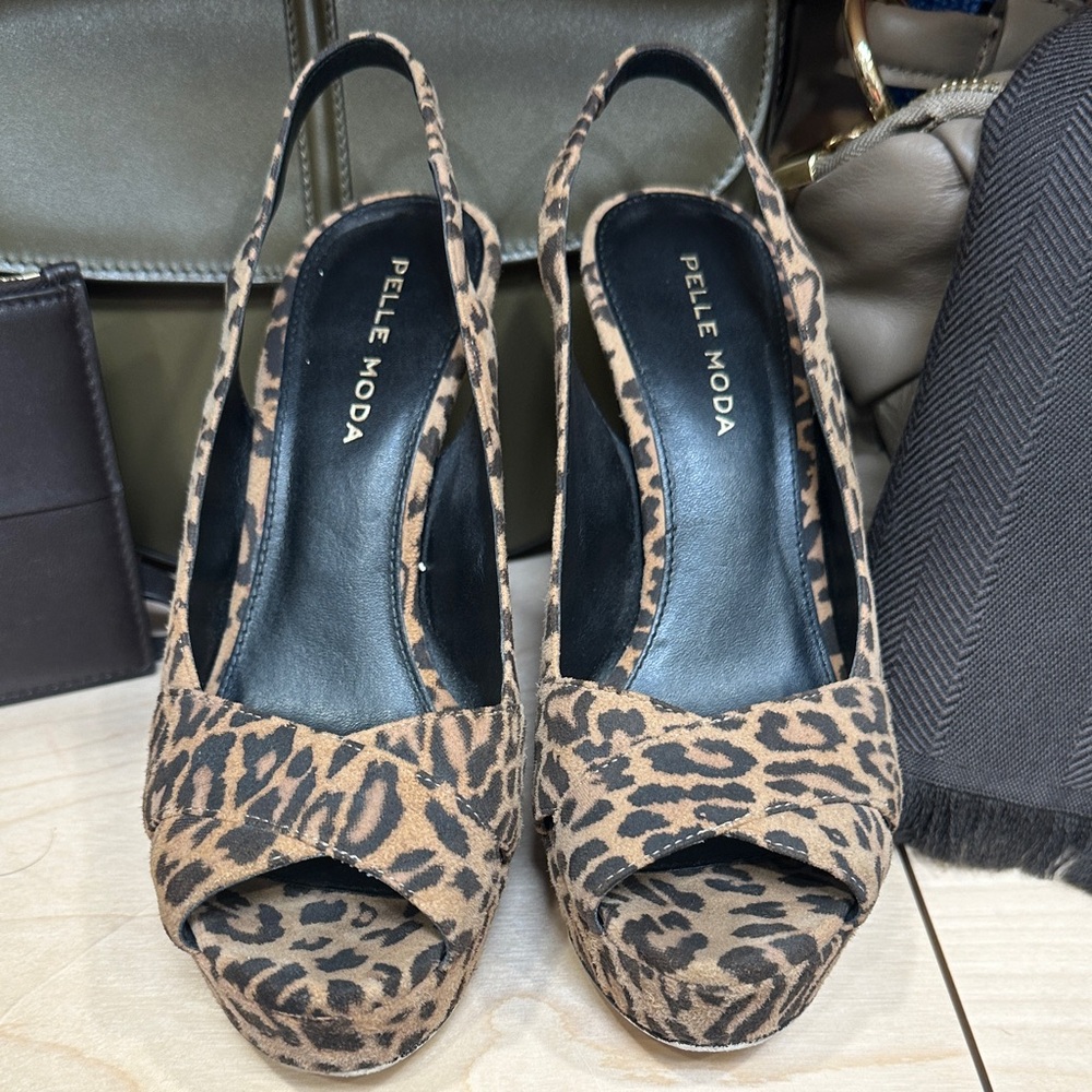 Pelle Moda Tan Leopard Print Platform Heels